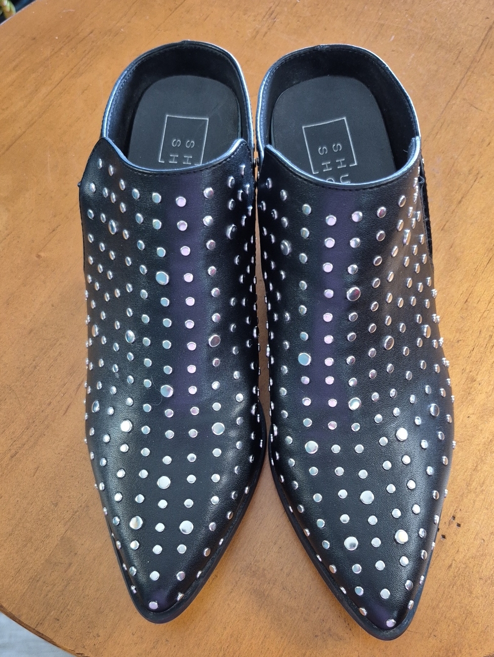 ShuShop Zandra Black Pointed-Toe Studded Mule. Size 8.5